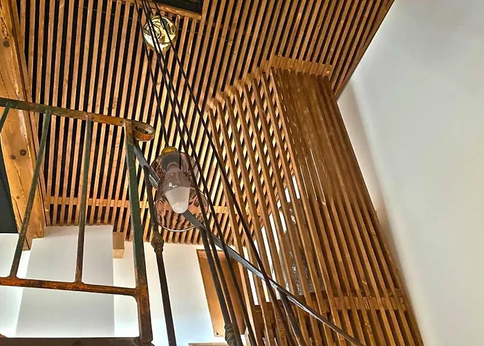 펜션 Tiny Immeuble ! Maison Atypique